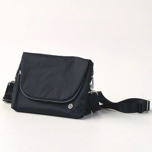 Lululemon! Party Om Bag!